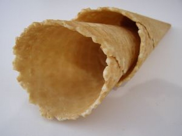 Конусы вафли шоколада продукции очень вкусного мороженого родственные размер калибра 46 до 48мм